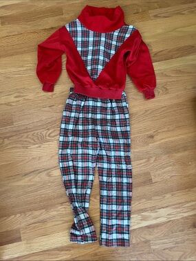 Vintage kids Red Plaid Two-Piece Pajama Set size 6-8